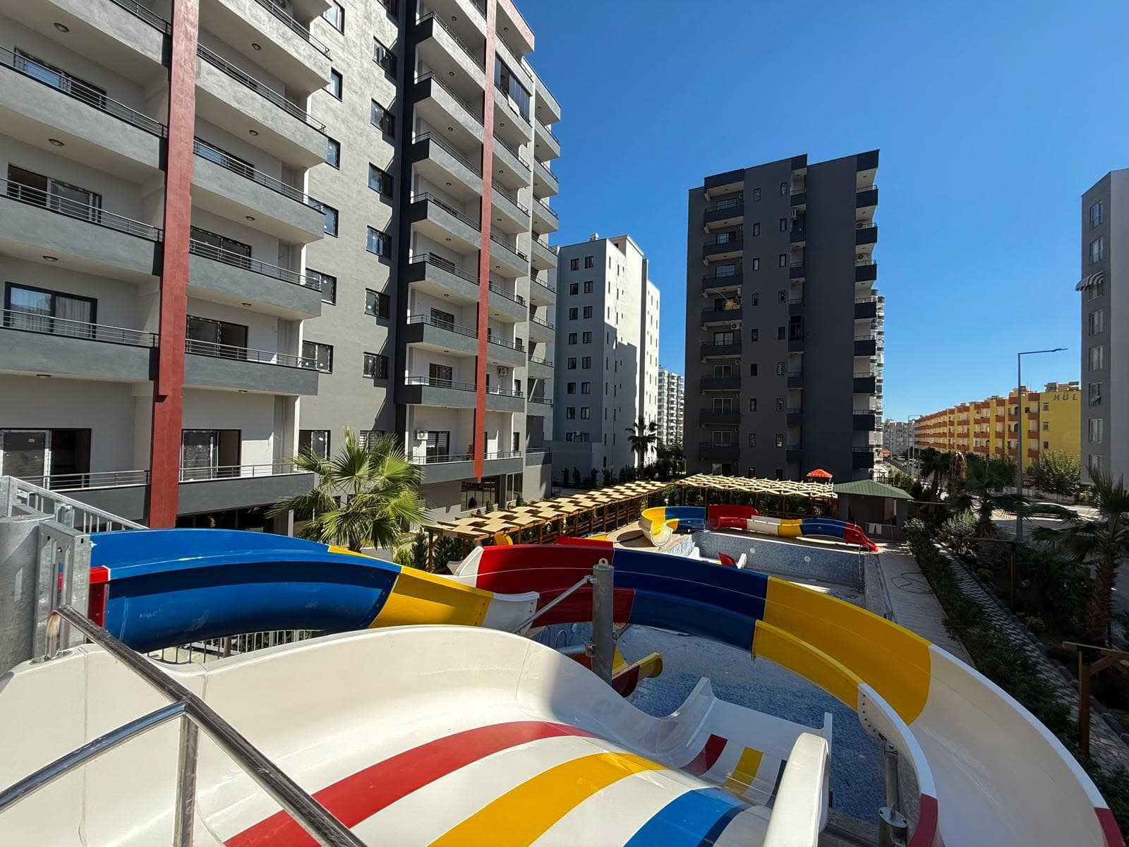 Alp City 9 Luxury